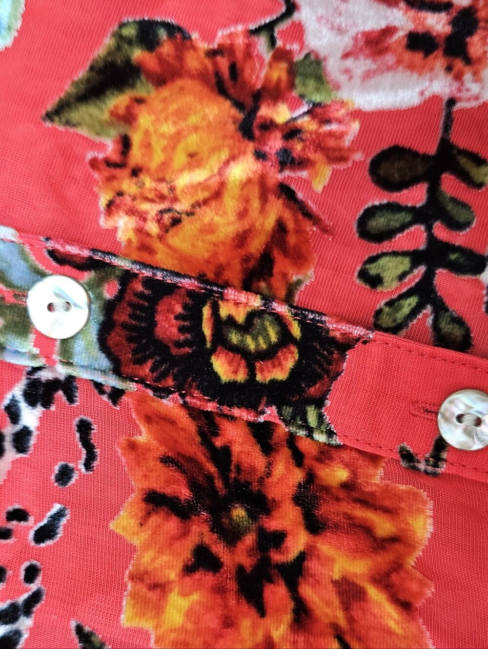 John Mark Red Burnout Velvet Blouse Floral Animal Print Women's Plus Size 3X NWT - Picture 10 of 16